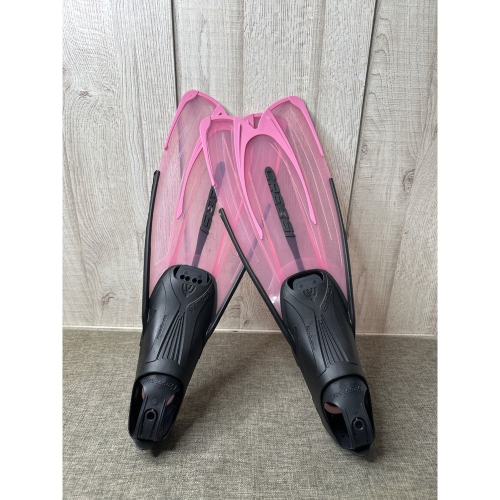 Pink and Black Snorkeling Fins - Adjustable Swim Flippers